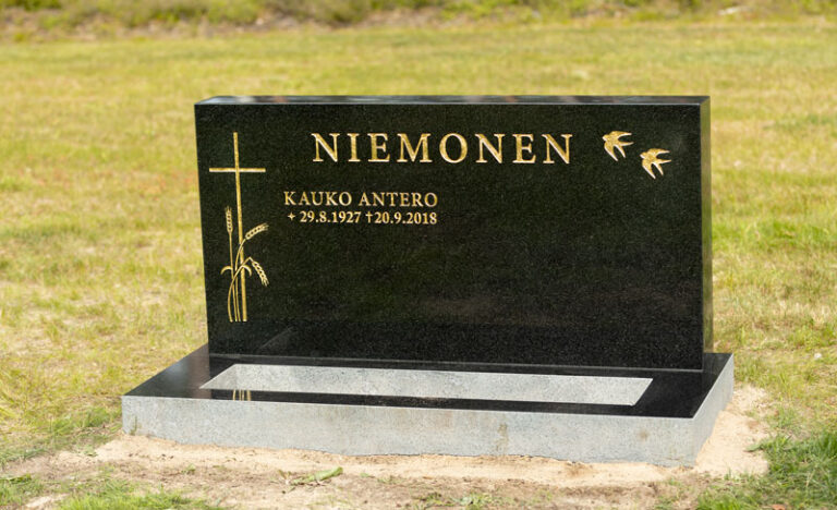 Hautakivi "Niemonen"