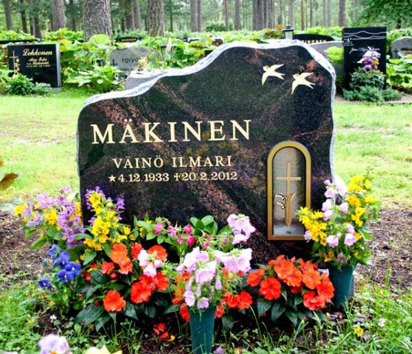 Hautakivi "Mäkinen"