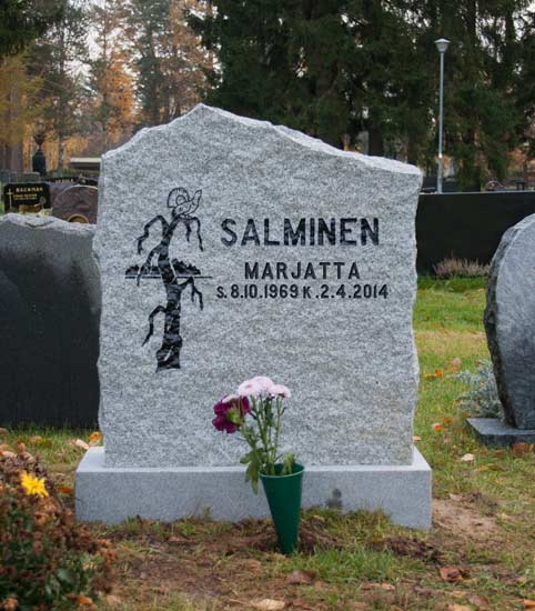 Hautakivi "Salminen"