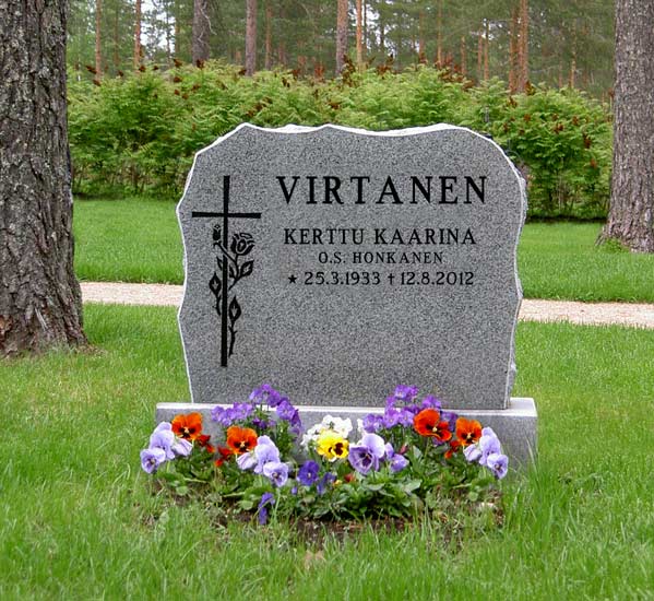 Hautakivi "Virtanen"